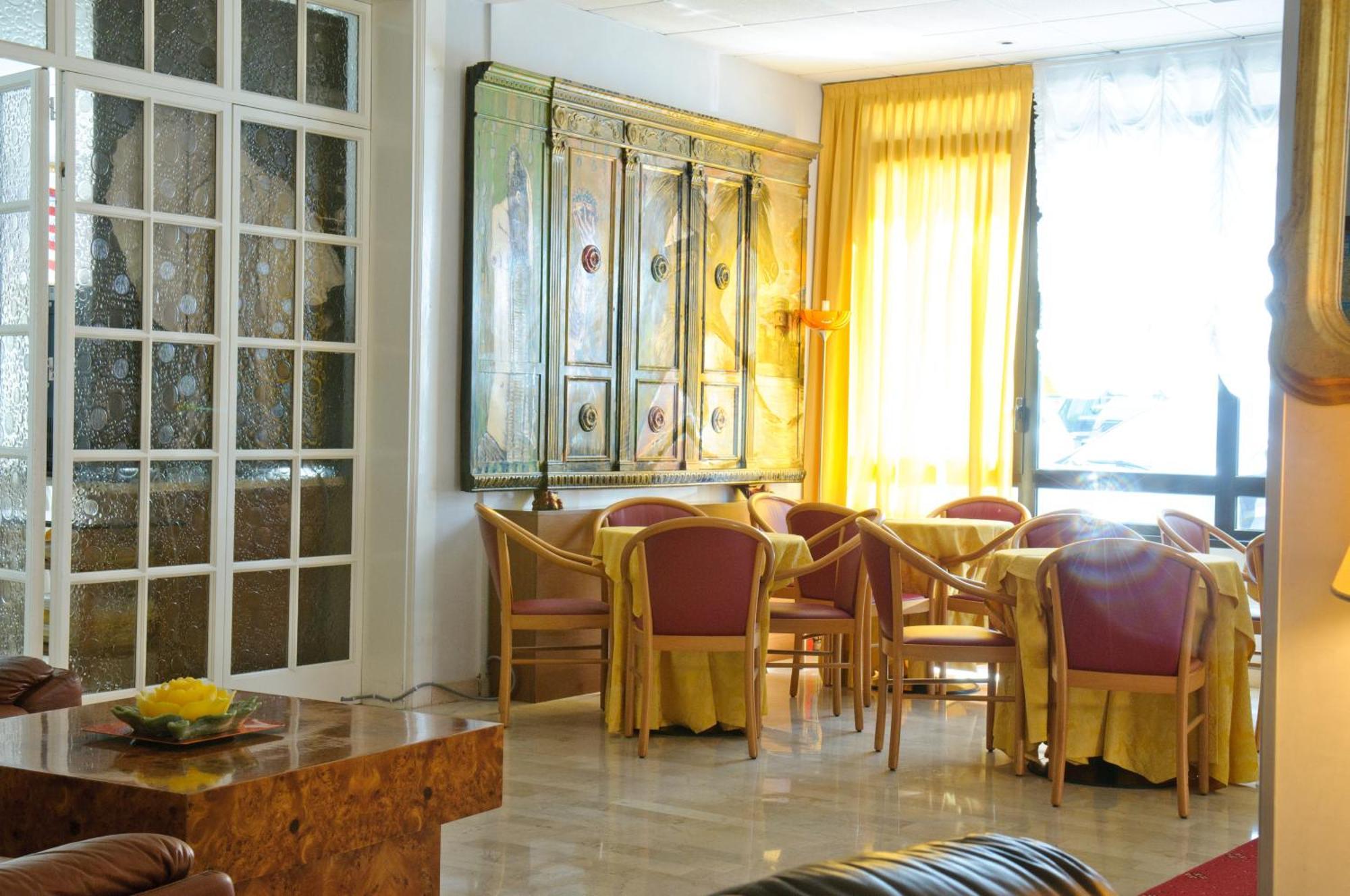 Hotel Nadir Milano Marittima Esterno foto