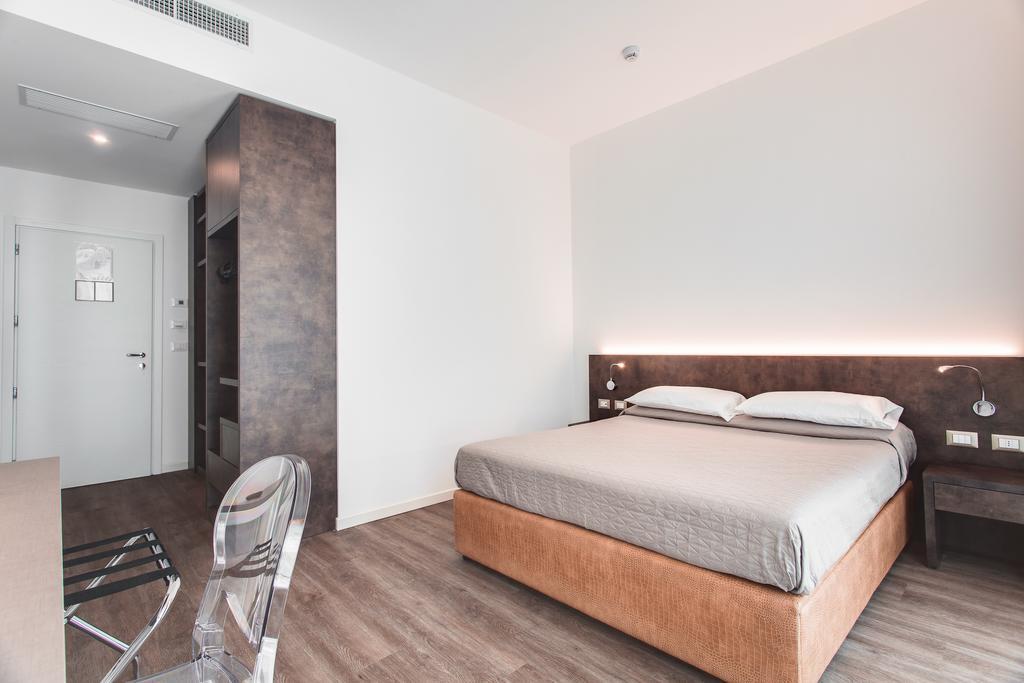 Hotel Nadir Milano Marittima Esterno foto